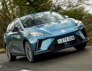MG4 EV [UK-spec] (EH32) '2026