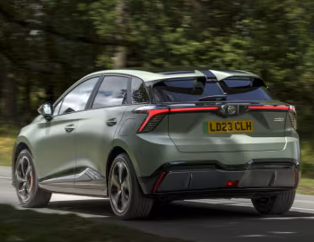MG4 EV XPower [UK-spec] '2023–26