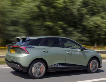 MG4 EV XPower [UK-spec] '2023–26