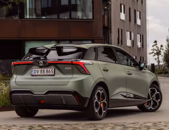 MG4 EV XPower [EU-spec] '2023–26