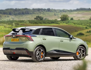 MG4 EV XPower [UK-spec] '2023–26