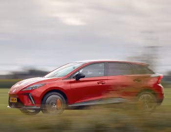 MG4 EV XPower [EU-spec] '2023–26