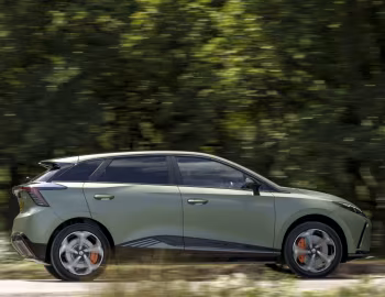 MG4 EV XPower [UK-spec] '2023–26