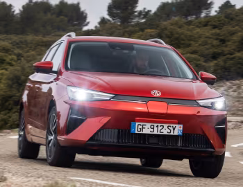 MG5 Electric [EU-spec] (EP22) '2022–pr.
