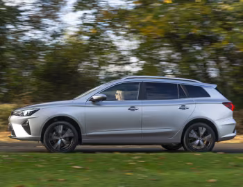 MG5 EV [UK-spec] (EP22) '2022–pr.