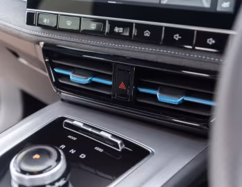 Interior MG5 EV [UK-spec] (EP22) '2022–pr.