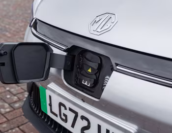 MG5 EV [UK-spec] (EP22) '2022–pr.