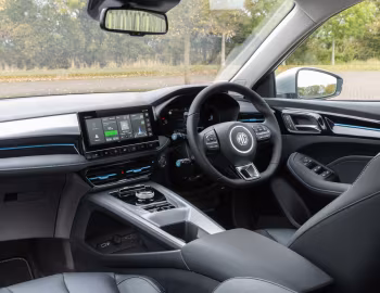 Interior MG5 EV [UK-spec] (EP22) '2022–pr.
