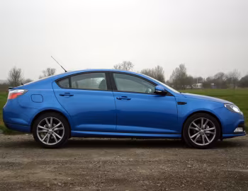 MG 6 GT [UK-spec] (IP22) '04.2011–15