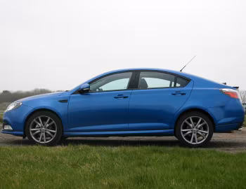 MG 6 GT [UK-spec] (IP22) '04.2011–15