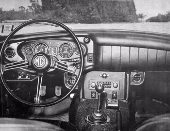 Painel frontal MGB Roadster [EU-spec] '1962–67