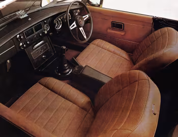 Interior MGB Roadster [UK-spec] '1972–74