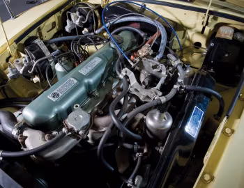 Sob o capô 1968–69 MGC GT [North America] '1967–69