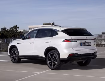 MG HS Hybrid+ [EU-spec] '2025–pr.