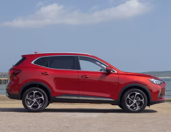 MG HS [UK-spec] '2023–24