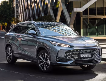MG HS Essence [Australia] '2024–pr.