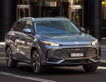 MG HS Essence [Australia] '2024–pr.