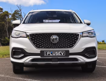 MG HS +EV Excite [Australia] '2022–23
