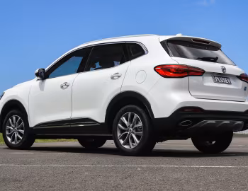 MG HS +EV Excite [Australia] '2022–23