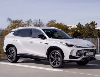 MG HS Hybrid+ [EU-spec] '2025–pr.
