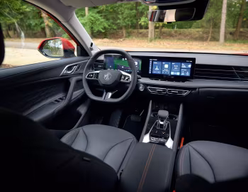 Interior MG HS PHEV+ [EU-spec] '2024–pr.