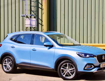 MG HS PHEV [UK-spec] '2020–23