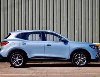 MG HS PHEV [UK-spec] '2020–23