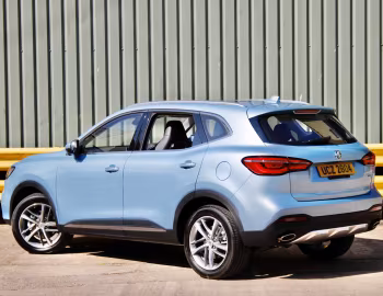 MG HS PHEV [UK-spec] '2020–23