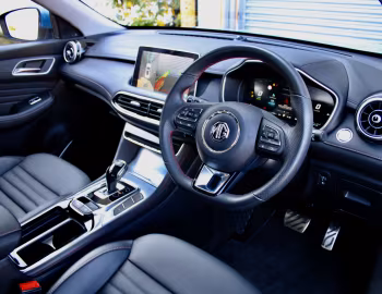 Interior MG HS PHEV [UK-spec] '2020–23