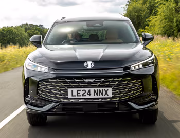 MG HS SE [UK-spec] '2024–pr.