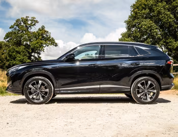 MG HS SE [UK-spec] '2024–pr.