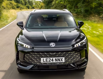 MG HS SE [UK-spec] '2024–pr.