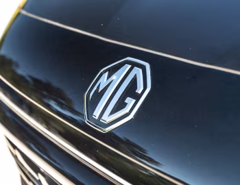 MG HS SE [UK-spec] '2024–pr.