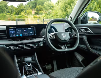 Interior MG HS Trophy [UK-spec] '2024–pr.
