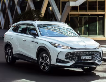MG HS Vibe [Australia] '2024–pr.