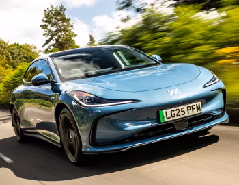 MG IM5 [UK-spec] '2025–pr.