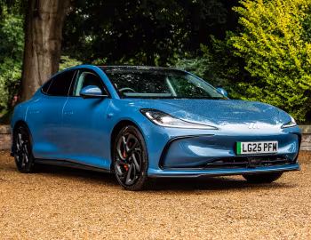 MG IM5 [UK-spec] '2025–pr.