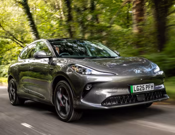 MG IM6 [UK-spec] '2025–pr.