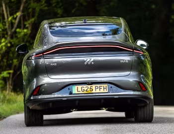 MG IM6 [UK-spec] '2025–pr.