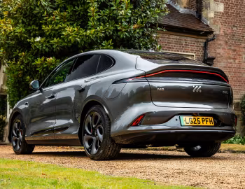 MG IM6 [UK-spec] '2025–pr.