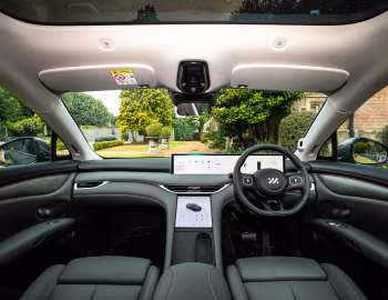 Painel frontal MG IM6 [UK-spec] '2025–pr.
