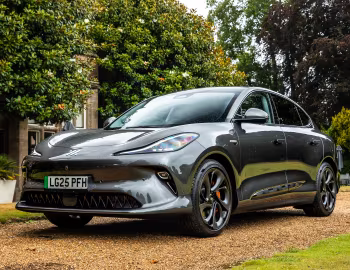 MG IM6 [UK-spec] '2025–pr.