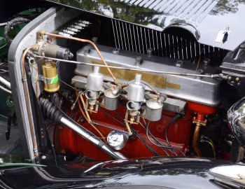 Sob o capô MG L1 Magna '1933–34