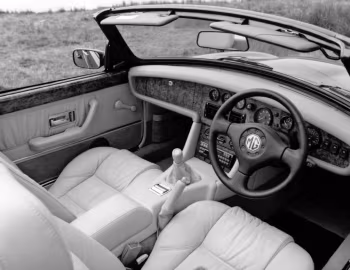 Interior MG RV8 '03.1993–11.1995