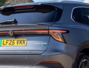 MGS5 EV [UK-spec] '2025–pr.