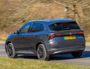 MGS5 EV [UK-spec] '2025–pr.