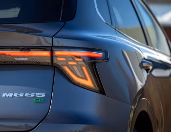MGS5 EV [UK-spec] '2025–pr.