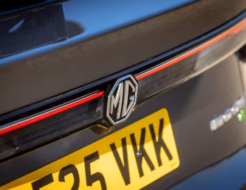 MGS5 EV [UK-spec] '2025–pr.