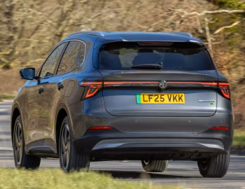 MGS5 EV [UK-spec] '2025–pr.