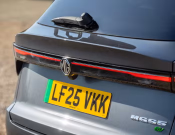 MGS5 EV [UK-spec] '2025–pr.